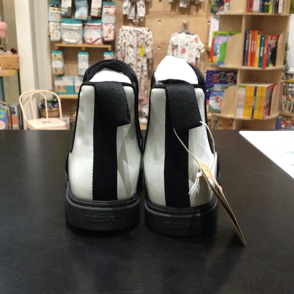 Native Kensington Boot NWT NIB - Picture 4 of 7